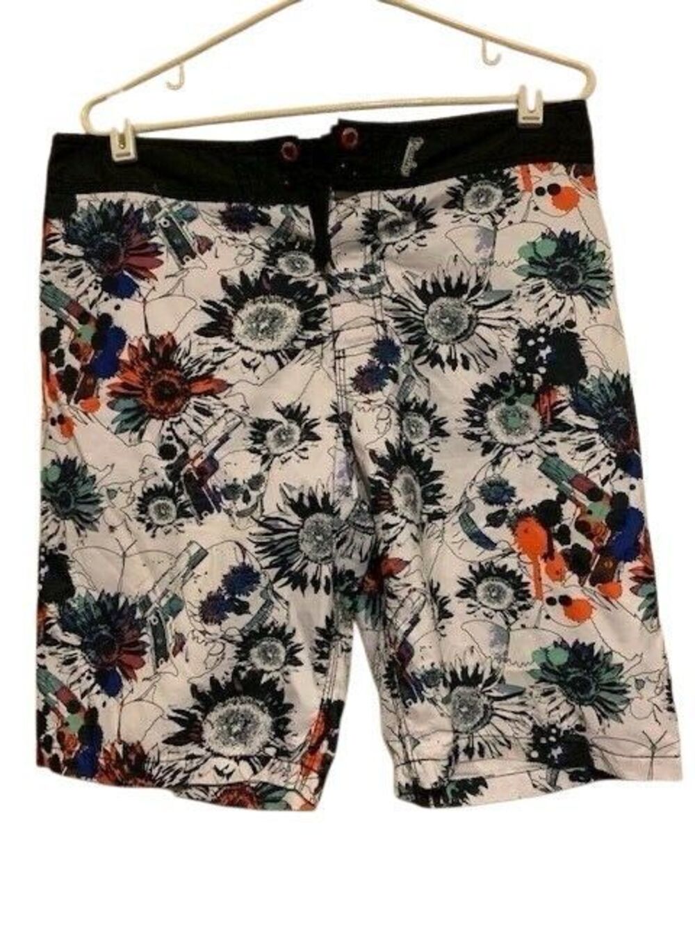 MAMBO SIZE MEDIUM BOARD SHORTS